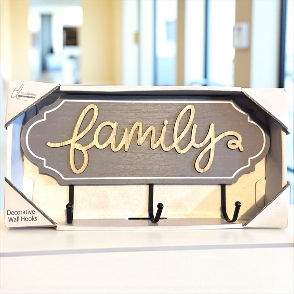 Charming Farmhouse Style “Family” Wall Hooks - True Living Essentials I NWT